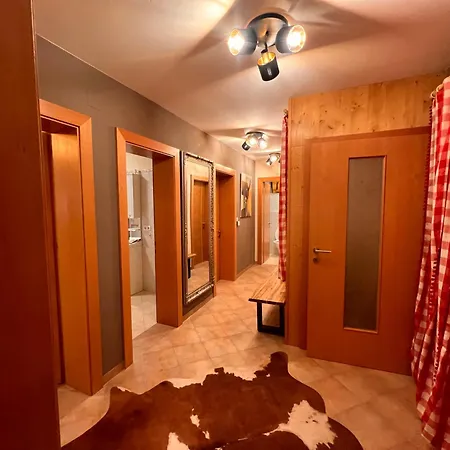 Apartmán Zillertal Ferienwohnung Panoramablick Mit Garten Und Sauna