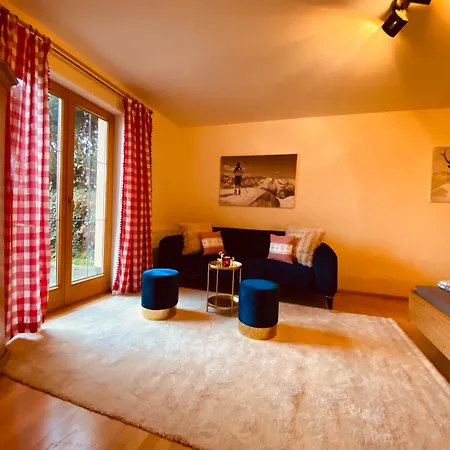Apartmán Platzhirsch Leo Panorama View Sauna